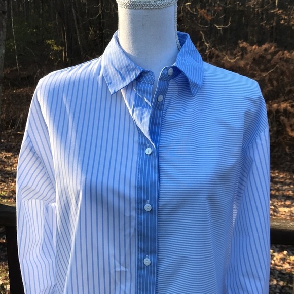 NWT! ZARA Woman Size L White with Blue striped high Top - Picture 2 of 8